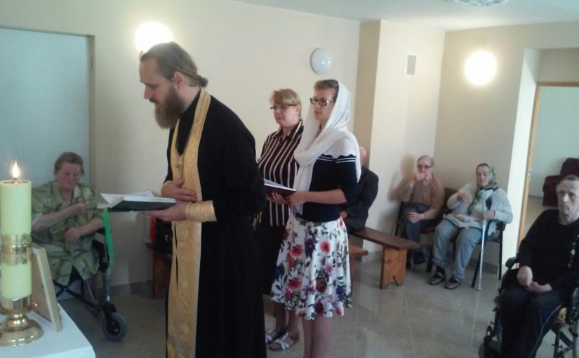Молебен в доме престарелых «Antaviliu pansionatas»