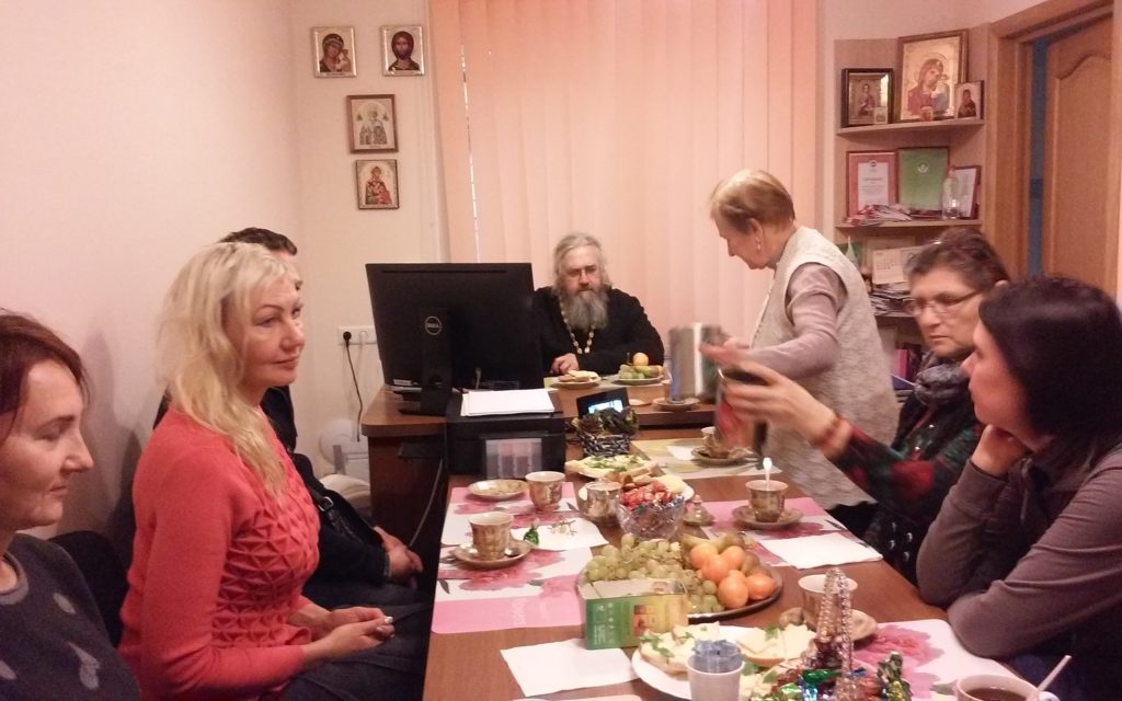 Молебен для добровольцев социального служения Свято-Духова монастыря