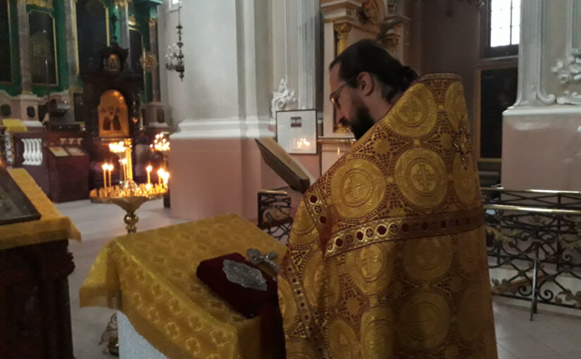 Молебен для добровольцев Свято-Духова монастыря